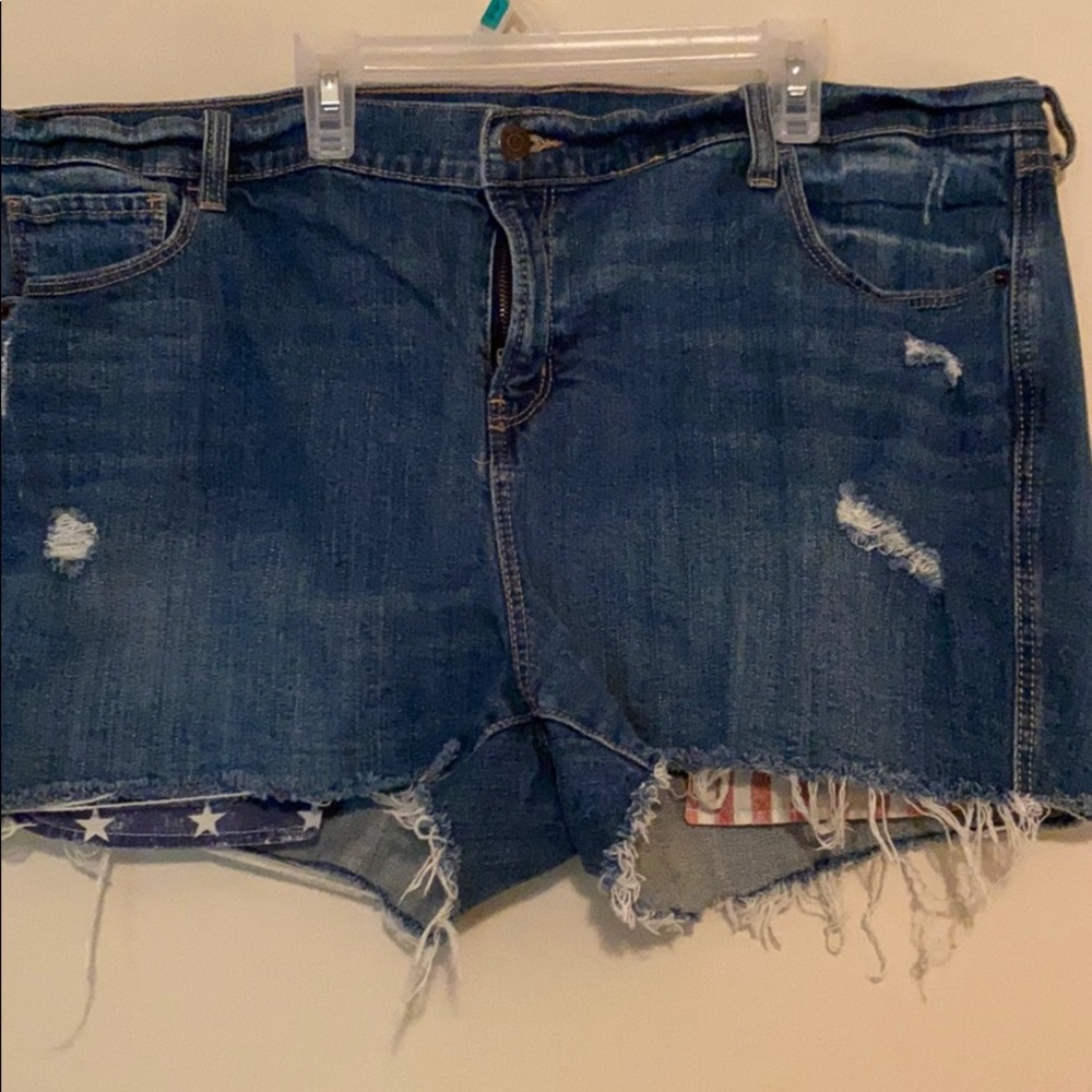 ✨3/$10✨American Flag Pocket Denim Shorts